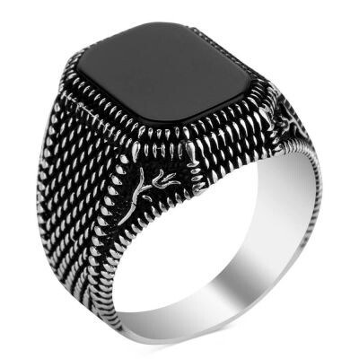 خاتم فضة رجالي مع حجر الأونيكس الأسود بشكل مستطيل - 1