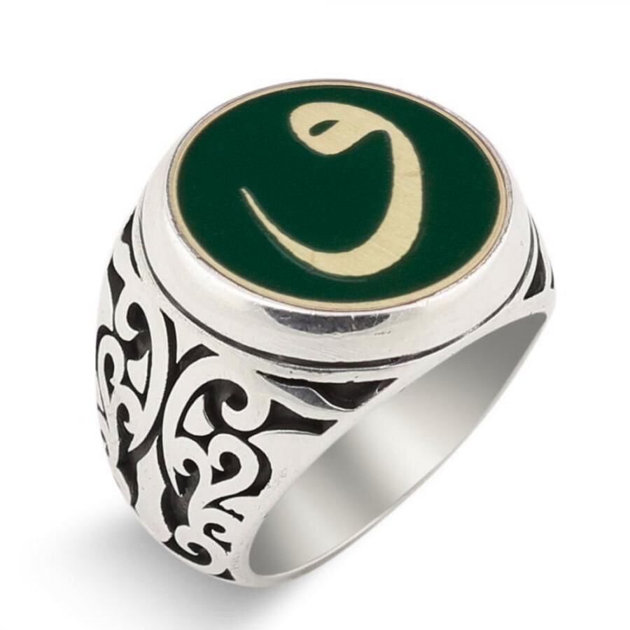 خاتم فضة رجالي مع حجر المينا الأخضر بنقش حرف (واو) - 1