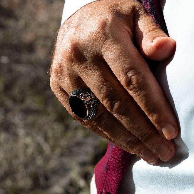 خاتم فضة استرليني للرجال على شكل نسر برأسين بحجر الزركون الأسود - 5