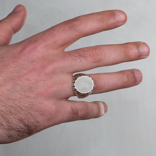خاتم رجالي بتصميم بيضاوي من الفضة الإسترليني عيار 925 - 3