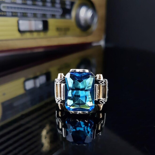 925 Sterling Silver Ring with a Cyan Zircon Stone - 4