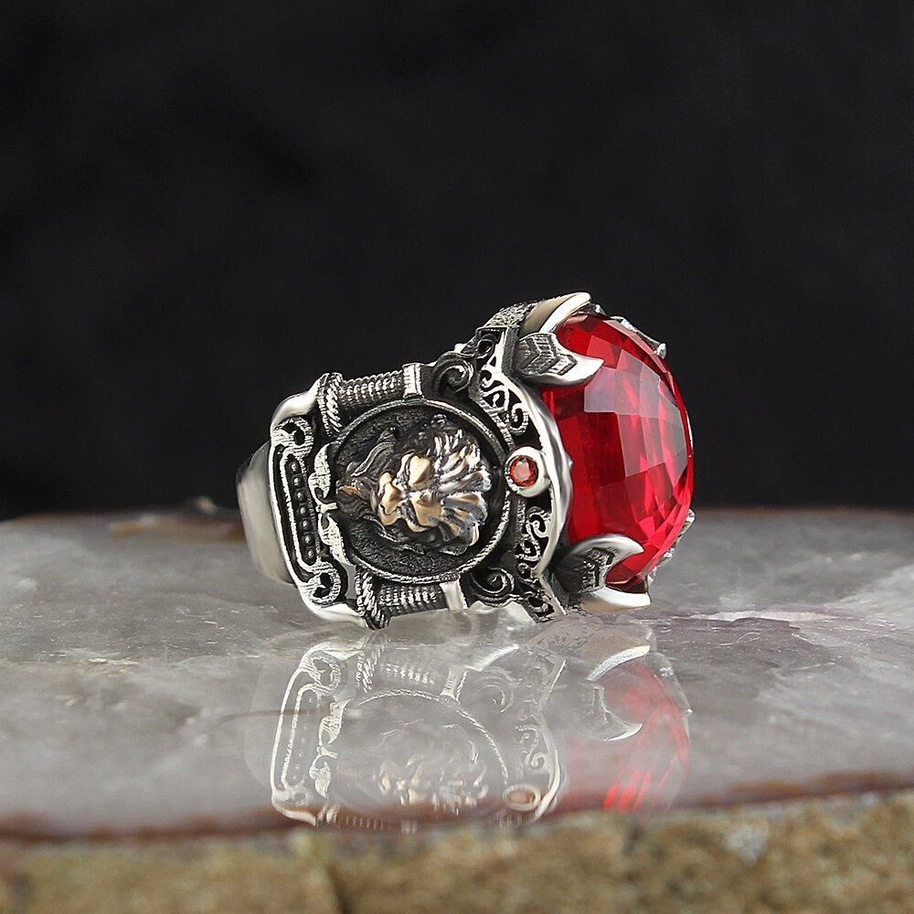 Polished Red Gemstone Silver Ring, Gender : Female, Feature : Eye Catching  Look, Fine Finishing at Best Price in Hooghly