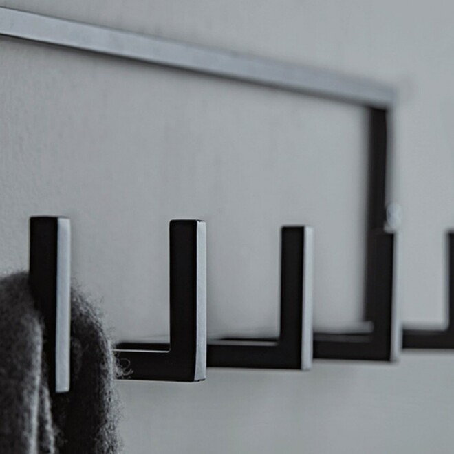 Black Decorative Metal Wall Hanger - 2