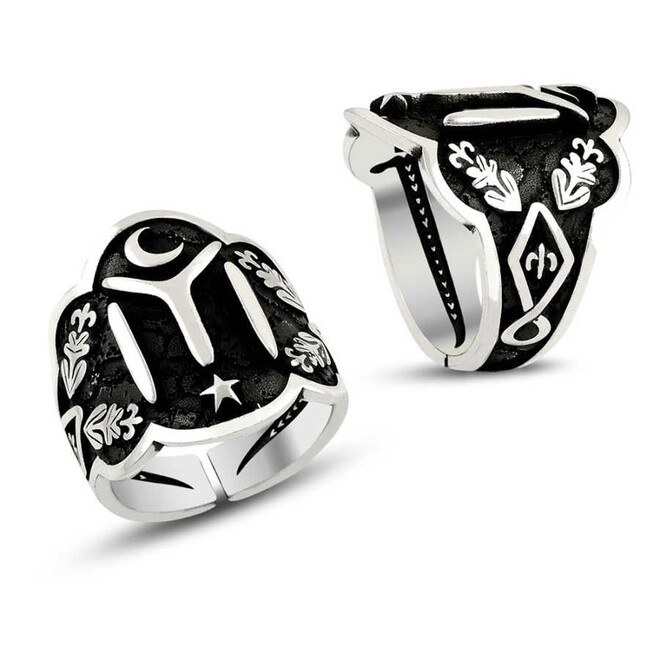 Black plated men's silver ring with moon and star engraved with the symbol of kai - 1
