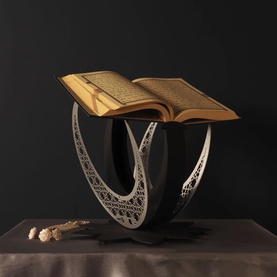 Crescent-shaped Quran holder - 6