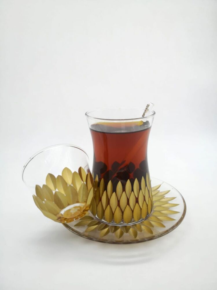 Gilded design Tea Cup Set 18 Pieces - 1