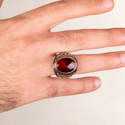 Men's 925 silver ring with red zircon stone - 3