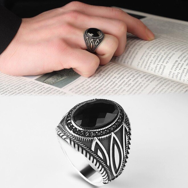 Mens Rings with Zircon Stone Design in Black Color - 3