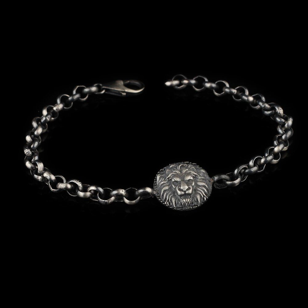 Men's silver bracelet with a lion symbol design - 2