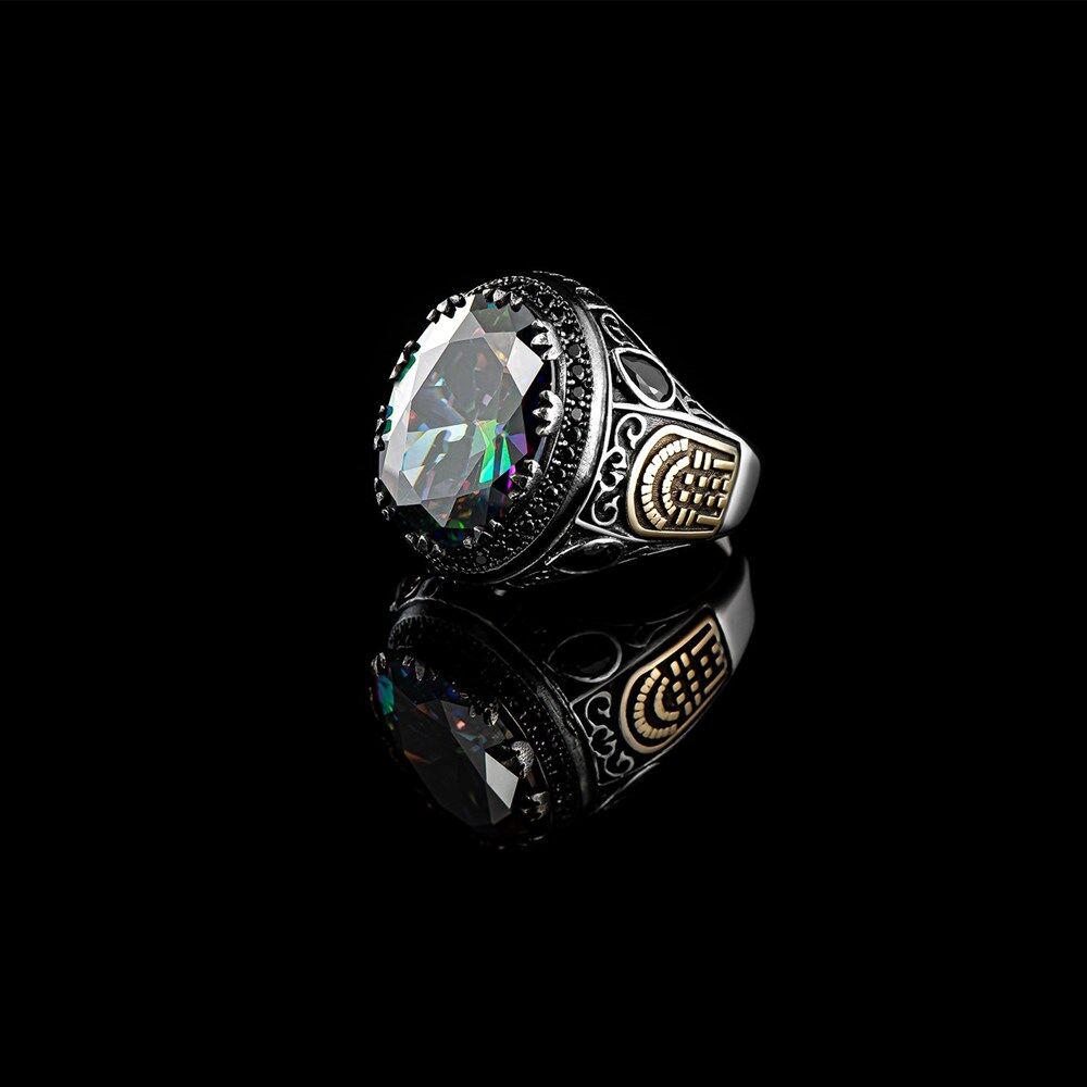 Men's silver ring with a shiny topaz stone - 1