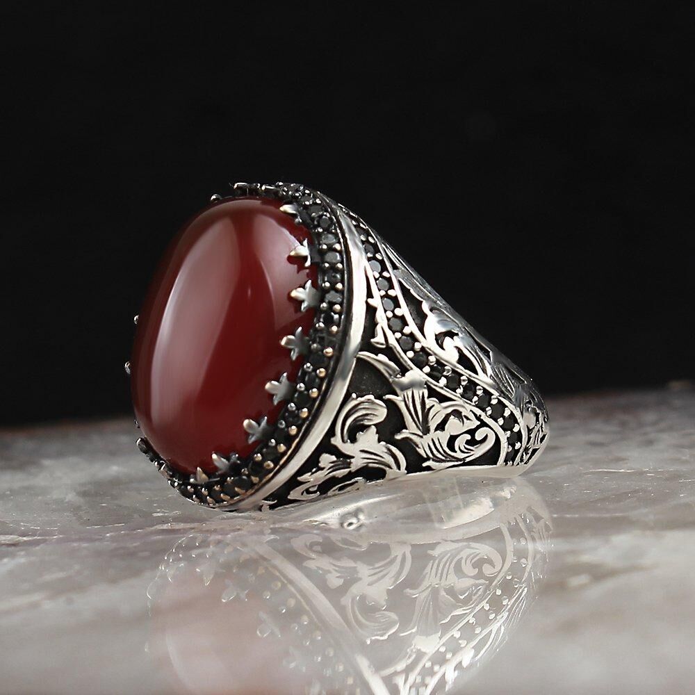Men's silver ring with motifs engraved with agate stone - 1