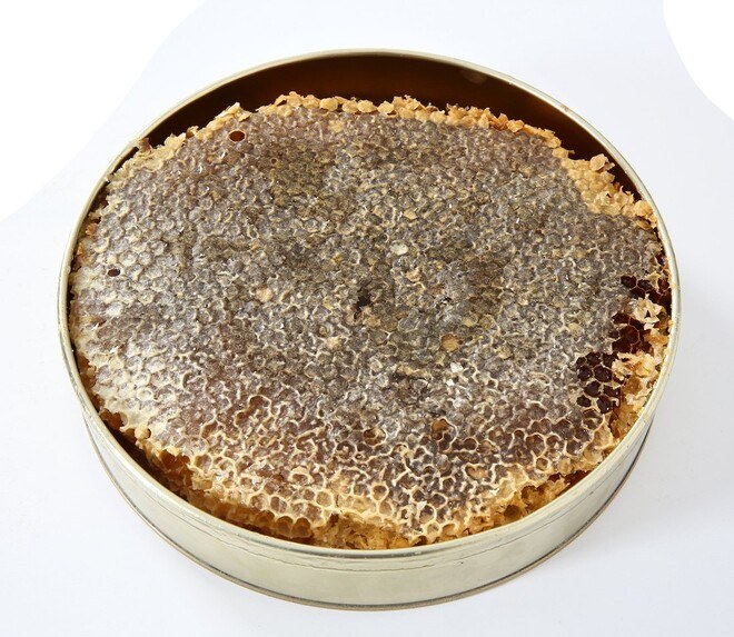 Organic honey with Honeycomb 1 kilo from Honey Leaves - 4