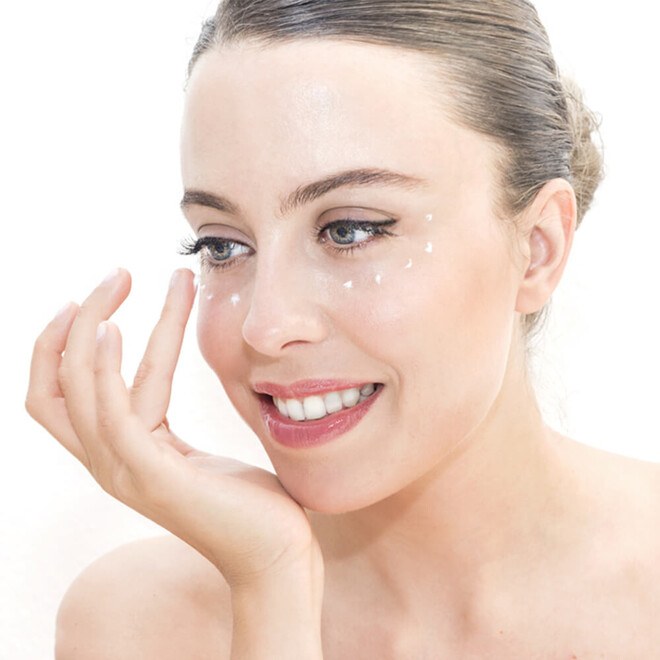Skin Care Cream Around the Eyes - 3