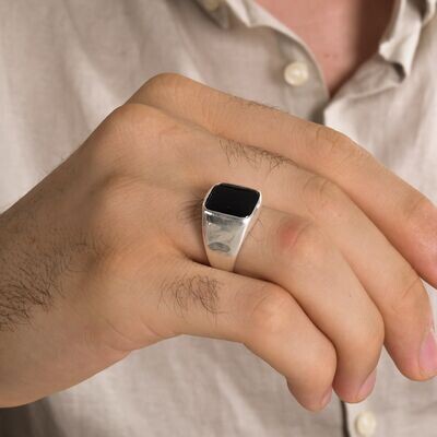 Square Design Black Onyx Simple Sterling Silver Men's Ring Product Features - 3