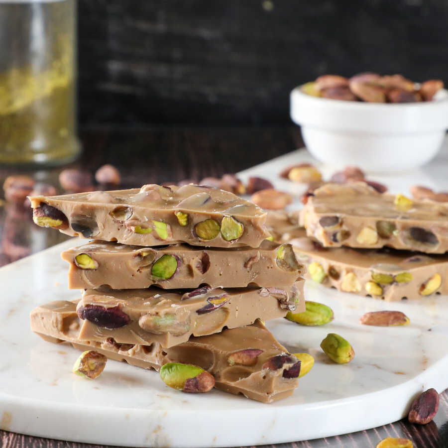 White chocolate with caramel and pistachios, 300 grams from Haci Sarif - 1