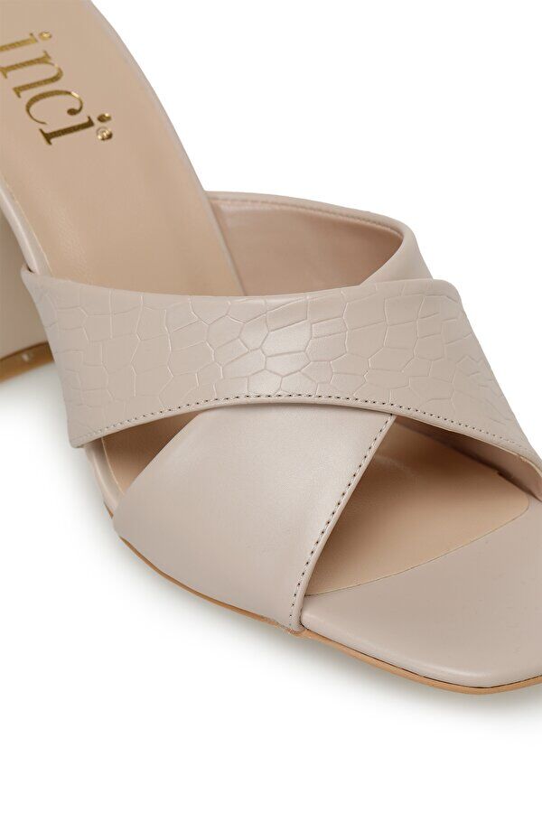Women's slippers with heels - elegant design - 7